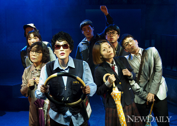 ▲ 2000회 기념 공연 '빨래' 프레스콜ⓒ양호상기자