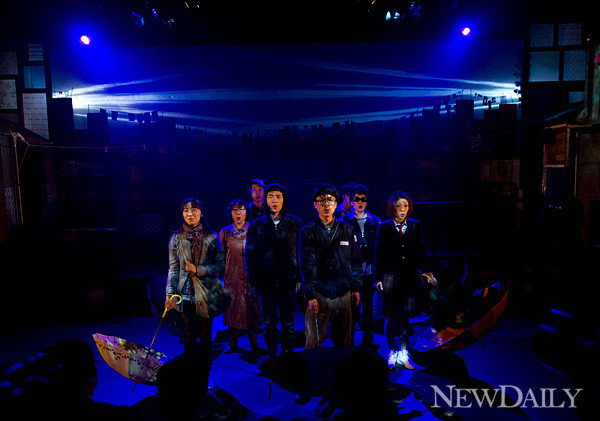 ▲ 2000회 기념 공연 '빨래' 프레스콜ⓒ양호상기자