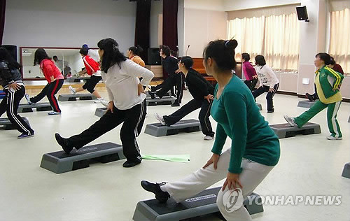 ▲ 운동 중인 임산부들(자료사진).ⓒ 연합뉴스