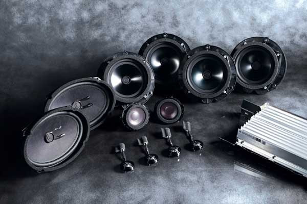 ▲ 체어맨 H에 장착되는 하만카돈 오디오의 스피커 모습.