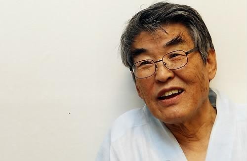 ▲ '오적(五賊)', '타는 목마름으로' 등 유신시절 대표적인 저항시를 쓴 김지하 시인이 새누리당 박근혜 후보의 지지의 뜻을 밝혔다. ⓒ 연합뉴스