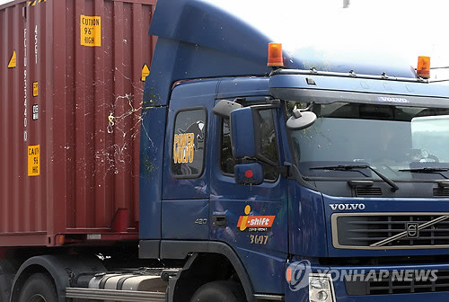 ▲ 운행 중인 화물차(자료사진).ⓒ 연합뉴스