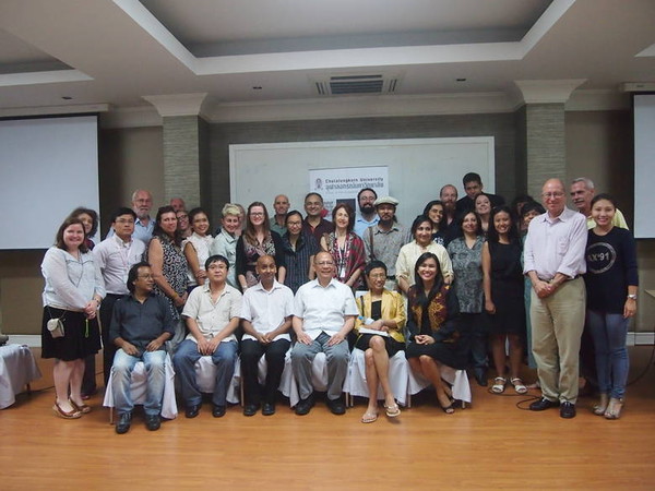 ▲ 북한의 인권, 기아해방, 자유를 위한 국제작가연대 발기자 및 지지 작가들과 함께.