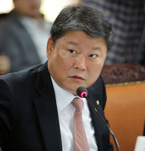 ▲ 새누리당 조원진 불법선거 감시단장 ⓒ연합뉴스