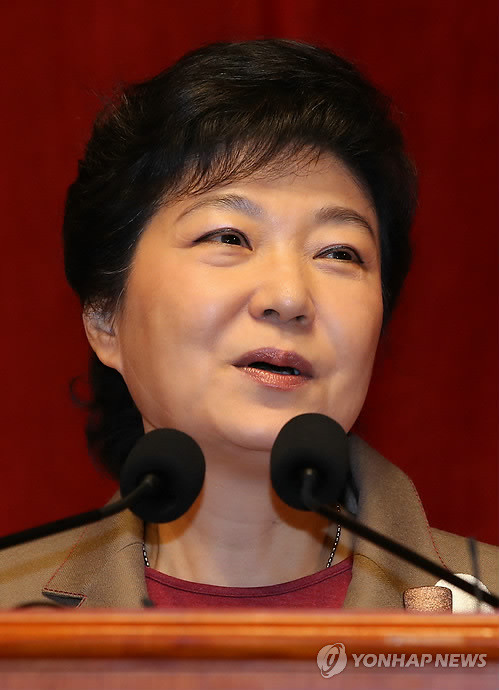 ▲ 새누리당 박근혜 대선후보가 20일 오후 세종문화회관에서 열린 '전국기초광역의원 결의대회'에서 지방분권과 관련해 발언하고 있다. ⓒ 연합뉴스