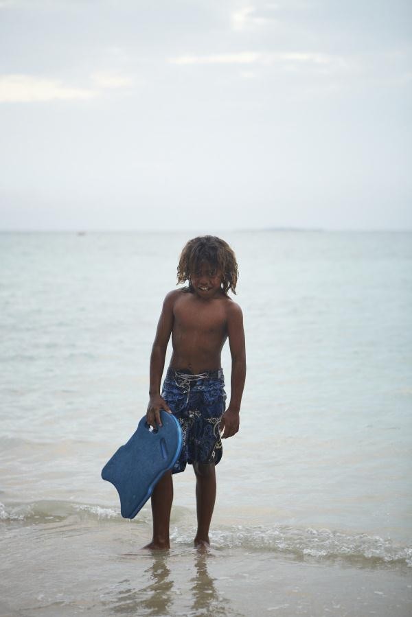 ▲ 누메아 앙즈 바타 해변에서 만난 '보드 보이'