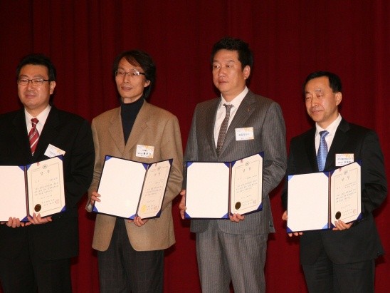 ▲ ⓒ왼쪽에서 세 번째 광동제약 안주훈 이사.