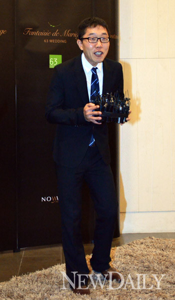 ▲ '하하-별'커플의 결혼 사회 보러 온 '김제동'ⓒ심지혜 기자