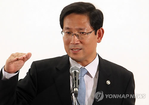 ▲ '평창 동계올림픽 성공을 위한 문화·관광의 역할' 세미나에서 박선규 문화체육관광부 제2차관이 '2018 평창, 올림픽 그 새로운 지평을 위하여'를 주제로 기조연설을 하고 있다. 2011.8.24 ⓒ연합뉴스