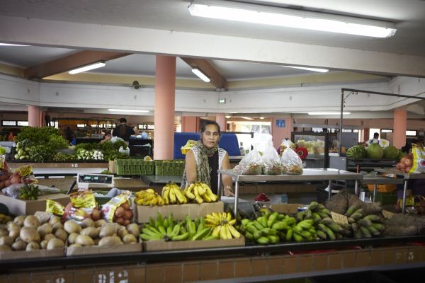 ▲ 중앙시장의 채소가게.