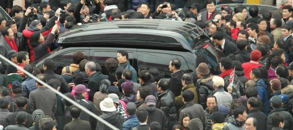 ▲ 새누리당 박근혜 대통령 후보는 5일 "호남에서 여러분과 같이 새 역사를 쓰고싶다"며 지지를 호소했다 ⓒ 뉴데일리