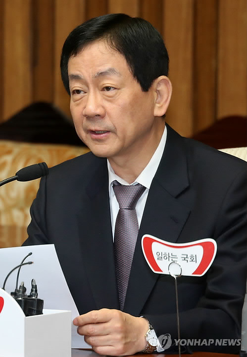 ▲ 진영 대통령직 인수위원회 부위원장은 27일 "민생과 관련된 모든 약속을 철저히 실천할 박근혜 정부를 준비하겠다"고 밝혔다. ⓒ 연합뉴스