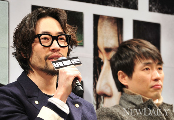 ▲ 배우 류승범과 감독 류승완ⓒ정상윤 기자