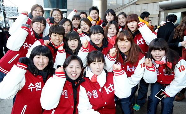 ▲ ⓒ왼쪽부터 사격 2관왕 진종오 선수, 프로게이머 이영호 선수, 여자하키 한혜령 선수.