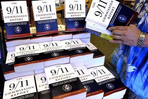 ▲ 미 국회는 9.11테러 조사위원회를 꾸려 3년 넘게 활동한 뒤 보고서를 펴냈다. 이 보고서는 세계 각국에 팔렸다.