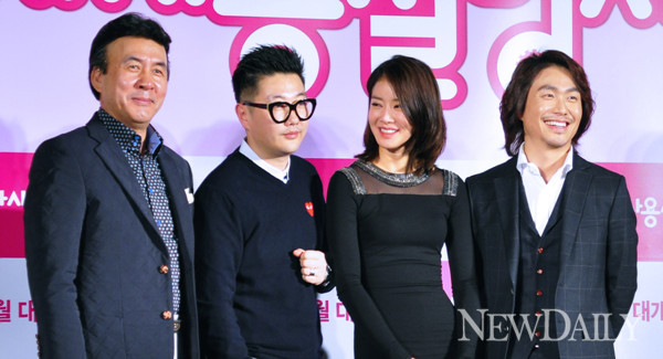 ▲ 영화 '남자사용설명서' 제작보고회에 참석한 박영규, 이원석 감독, 이시영, 오정세ⓒ심지혜 기자