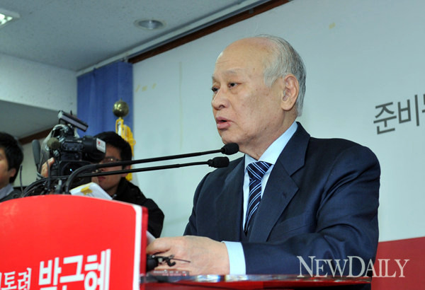 ▲ 김용준 대통령직 인수위원회 위원장 ⓒ 뉴데일리DB