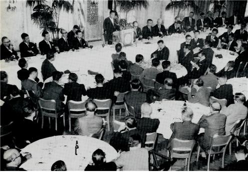 미국 기자협회에서의 연설하는 박 대통령 (1965.5.18일)ⓒ소장자 이현표.