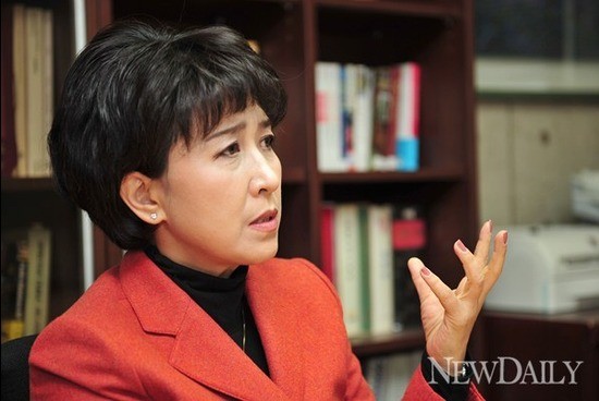 종북 성향 지방자치단체장 3인방에 대해 설명하는 정미홍 대표. ⓒ정상윤 기자