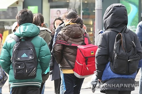 ▲ 등교 중인 학생들(자료사진).ⓒ 연합뉴스