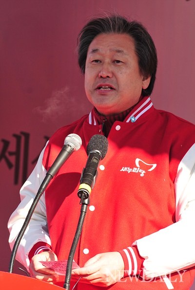 ▲ 새누리당 김무성 전 원내대표가 14일 부산 영도 출마를 선언했다.  ⓒ 뉴데일리