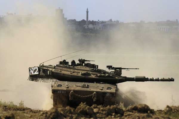 ▲ MTU사가 만든 파워팩을 사용하는 이스라엘 메르카바 Mk.4. 세계 여러 나라에서 MTU의 파워팩을 쓰고 있다.