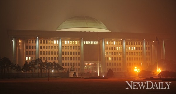 ▲ 시상식이 열린 7일 저녁 국회의사당 ⓒ 정상윤