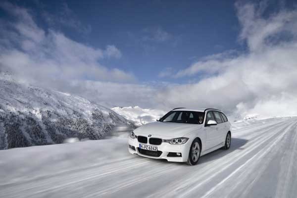 ▲ BMW의 신형 320d xDrive 투어링.