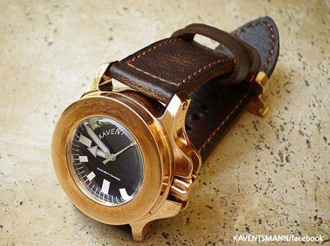 ▲ ⓒ시계 제조사의 홈페이지 중.