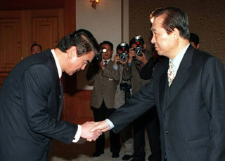 ▲ 1998년 11월 김대중 대통령은 김태정 검찰총장에게 ‘총풍’, ‘세풍’ 사건에 대한 철저한 조사를 지시했다. 장진호 회장은 두 사건에 모두 개입했다. ⓒ월간조선