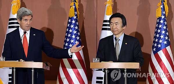 ▲ 지난 12일 한미 외교장관은 회담 끝에 북한에 "대화의 장으로 나오라"는 성명을 발표했다. [사진: 연합뉴스]