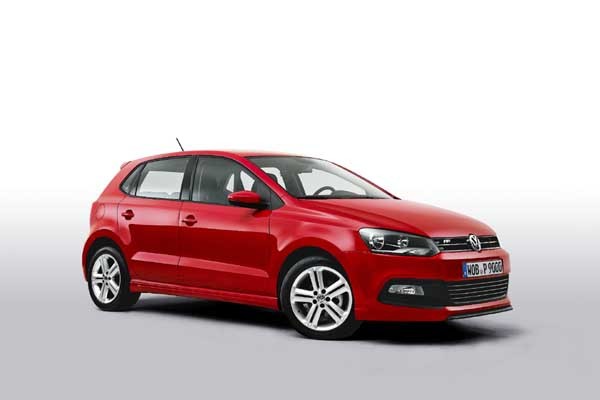 ▲ 폭스바겐의 소형 해치백 '폴로 1.6 TDI'. 18km/l가 넘는 연비를 자랑한다.