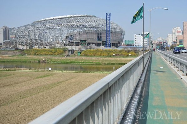 ▲ 지하철 1호선 구일역에서 교척교를 지나서 고척돔까지는 7분여가 소요된다.ⓒ이종현 기자