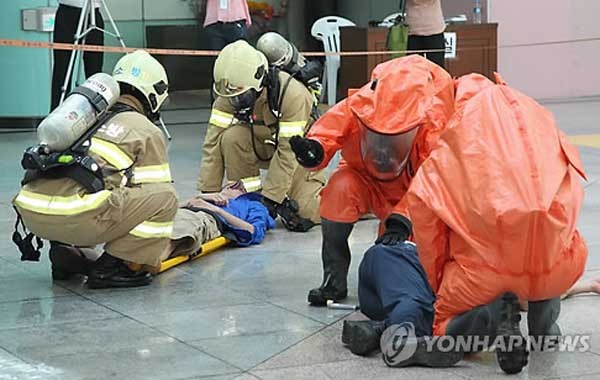 ▲ 과거 실시한 생화학 테러 통합대비훈련의 한 장면. [사진: 연합뉴스]