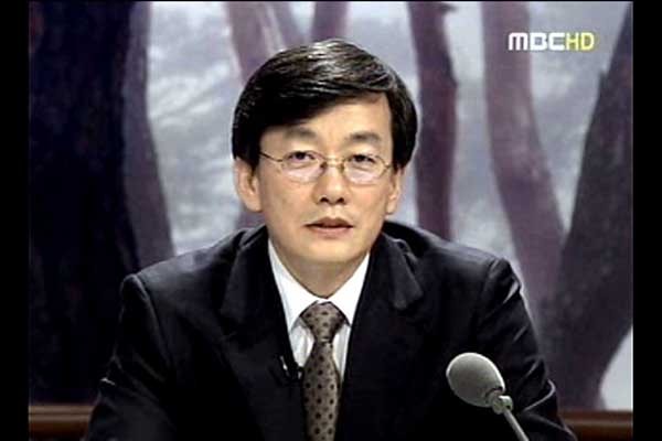 손석희 現JTBC 보도부문 총괄사장. 얼마 전까지 성신여대 정교수였다.