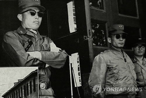 ▲ 지난 1961년 5.16 당시 박정희 소장과 장도영 육군참모총장의 모습 -연합뉴스
