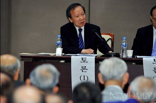 ▲ 고종일 작가(동서문화 발행인)