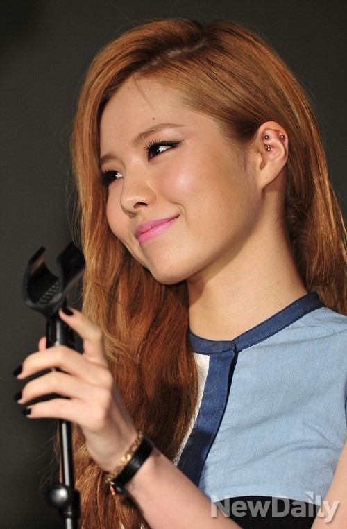 ▲ 첫 번째 미니 앨범 'A VOICE'를 발표한 김예림ⓒ정상윤 기자