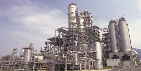 ▲ 정유공장 시설 확장 외자 도입에 제동이 걸렸다.ⓒ