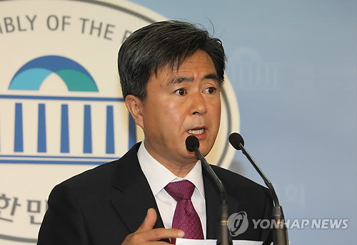 ▲ 새누리당 김태흠 원내대변인. ⓒ연합뉴스