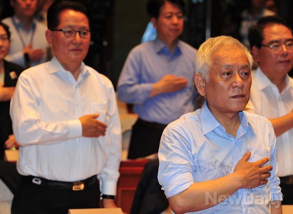 ▲ 왼쪽 박지원 오른쪽 김한길