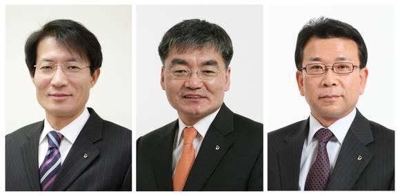 ▲ (왼쪽부터 순서대로) 남기혁 기획외주부문장, 이준하 빌딩부문장, 옥동민 인프라부문장