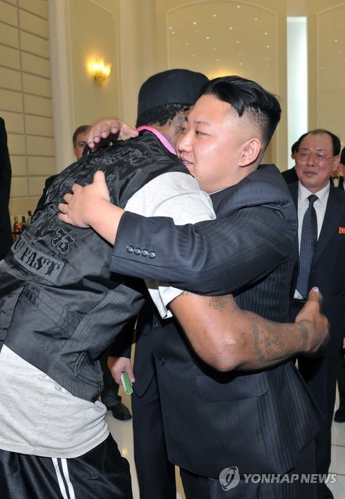 ▲ 김정은과 데니스 로드맨.ⓒ연합뉴스