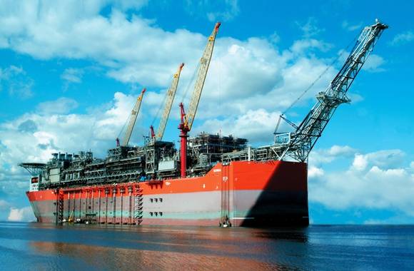 ▲ 삼성중공업이 건조한 FPSO(Floating Production Storage and Offloading).ⓒ삼성중공업