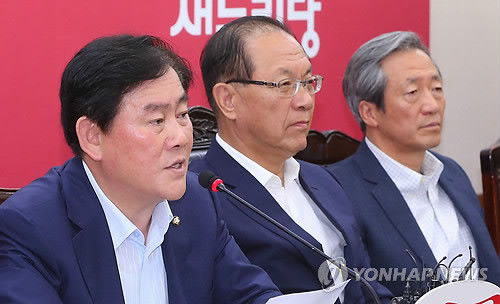 ▲ 최경환 새누리당 원내대표가 10일 오전 여의도당사에서 열린 최고중진연석회의에서 발언하고 있다.ⓒ연합뉴스