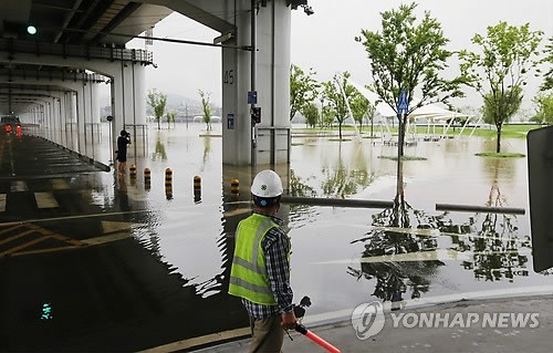 ▲ 잠수교 통제.ⓒ연합뉴스