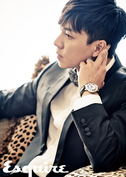 ▲ 하와이에서의 F/W화보 ⓒ에스콰이어