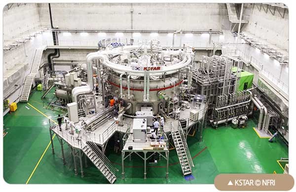 ▲ 국가 핵융합 연구소가 개발 중인 한국형 핵융합 실험로 'KSTAR'의 모습.