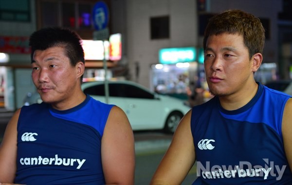 ▲ 최시원 선수, 윤태일 선수(오른쪽)ⓒ정상윤