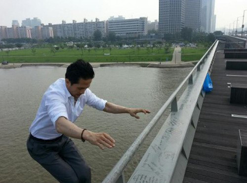 ▲ 성재기 대표가 한강에 투신한 가운데, 그를 찾기위한 수색작업이 이틀째 아무런 성과를 거두지 못하고 있다.